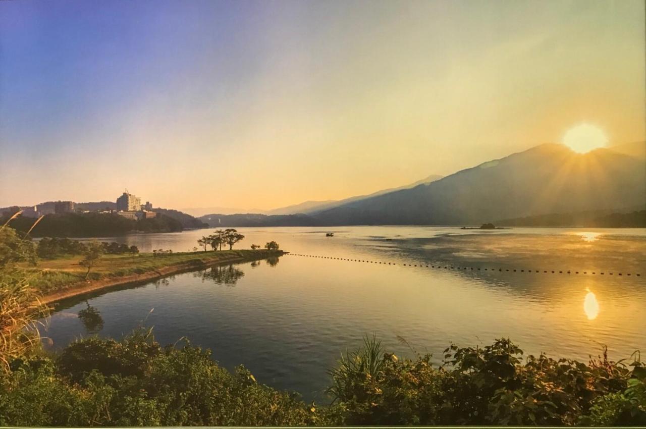Sun Moon Lake B&B Yuchi Bagian luar foto
