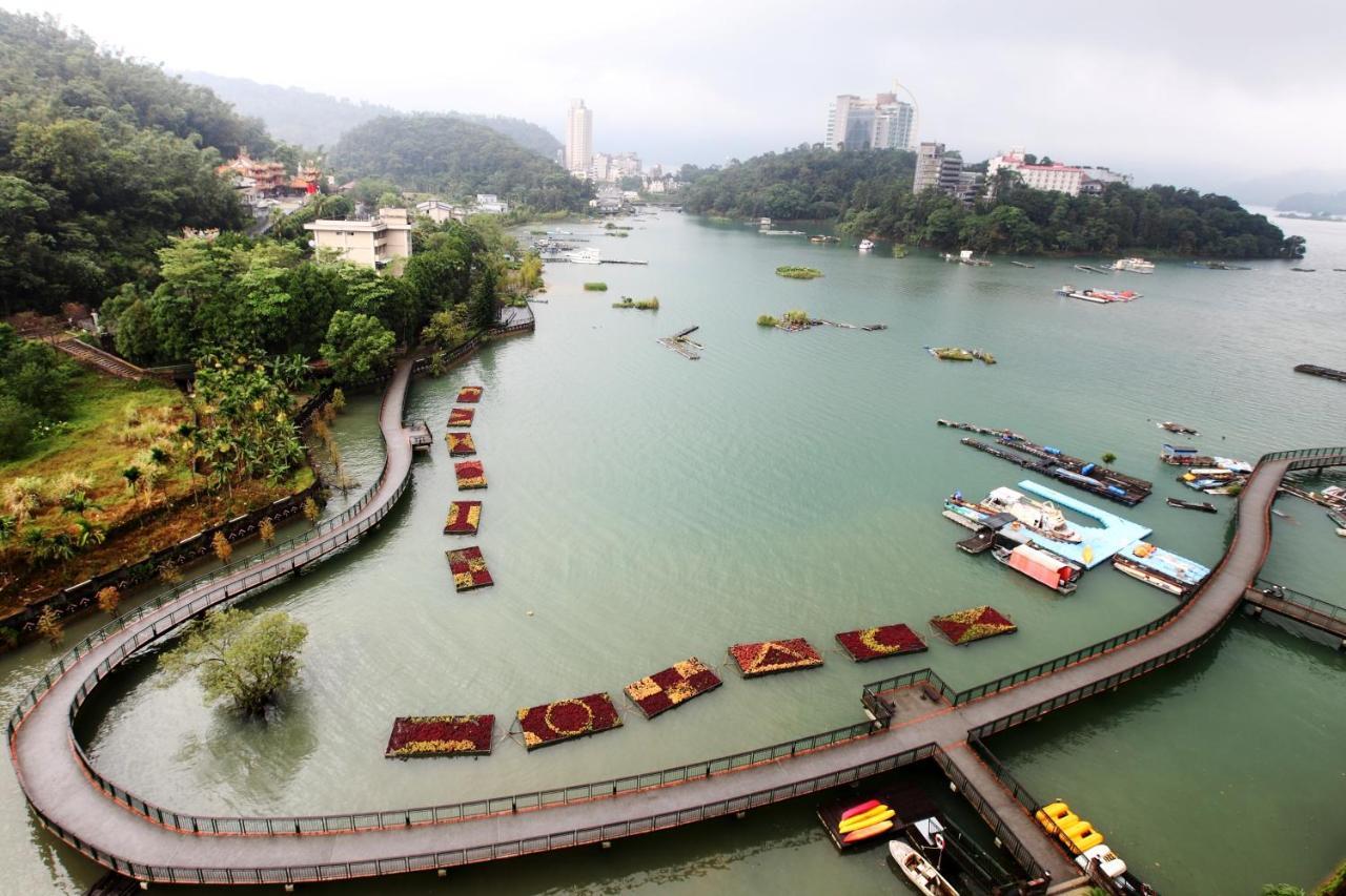 Sun Moon Lake B&B Yuchi Bagian luar foto